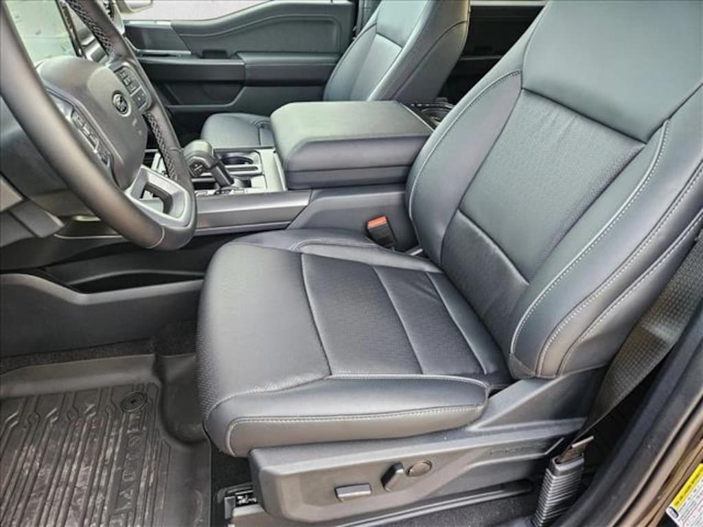 New 2026 Ford F-150 LARIAT Truck SuperCrew Cab