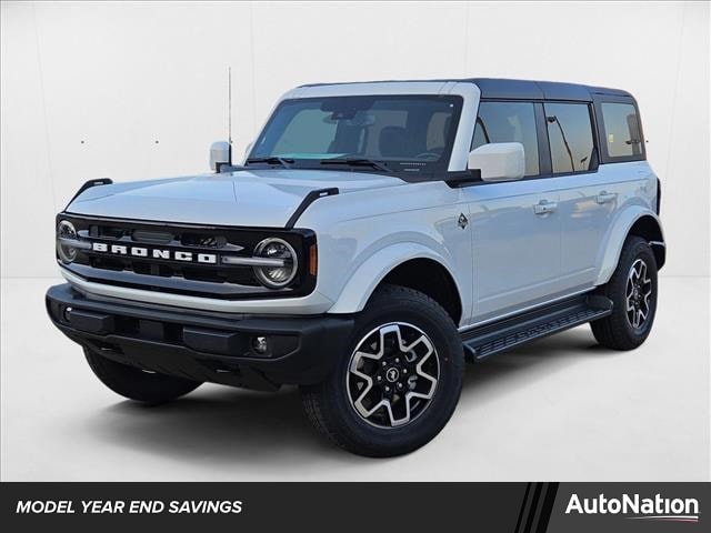 2025 Ford Bronco 4-Door Outer Banks's photo