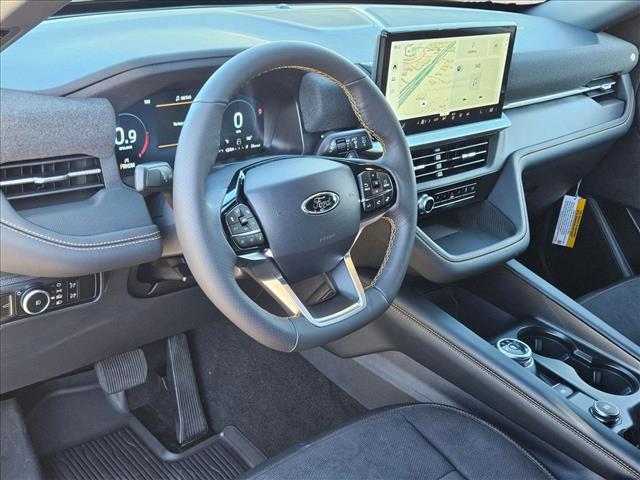 2026 Ford Explorer photo 2