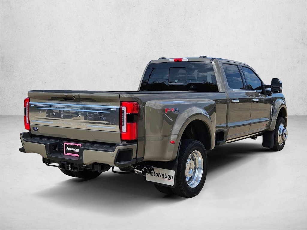 New 2026 Ford F-450 Platinum Truck Crew Cab