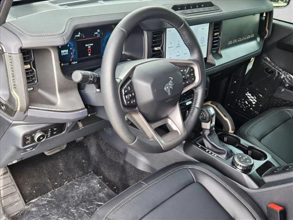 New 2025 Ford Bronco Badlands SUV