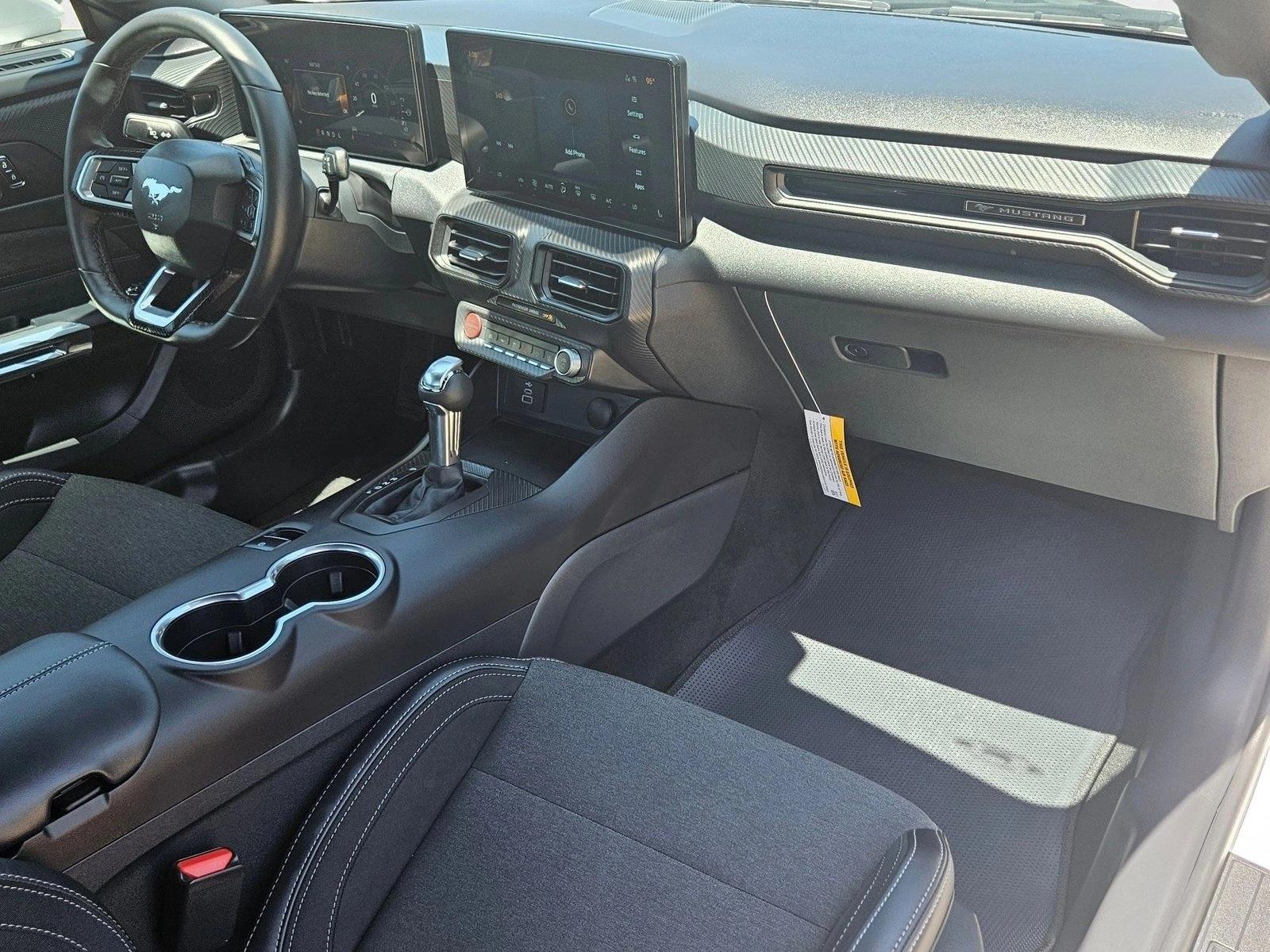 2025 Ford Mustang EcoBoost Fastback - Photo 13
