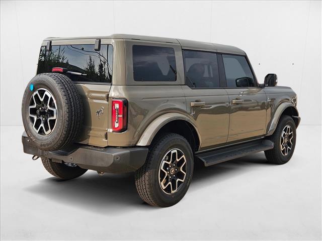 2025 Ford Bronco Outer Banks photo 2
