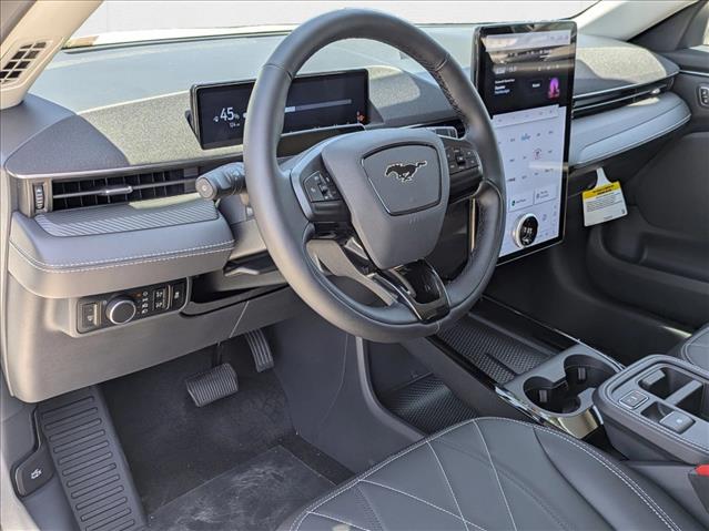 2025 Ford Mustang Mach-E Select photo 2