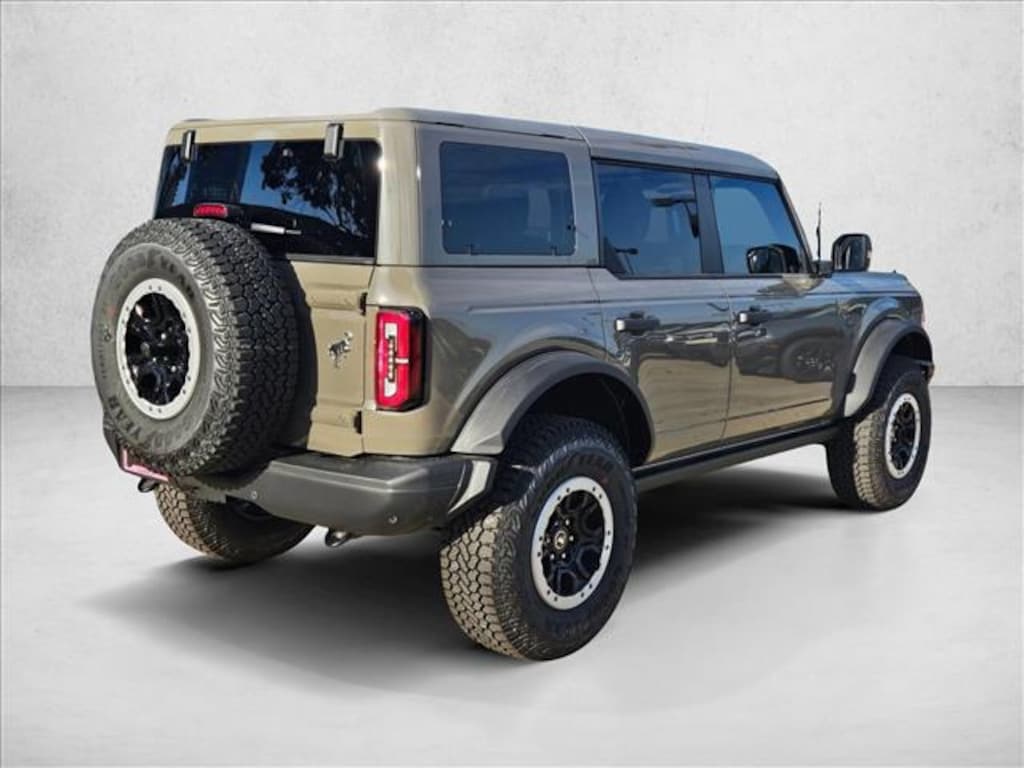 New 2025 Ford Bronco Badlands SUV