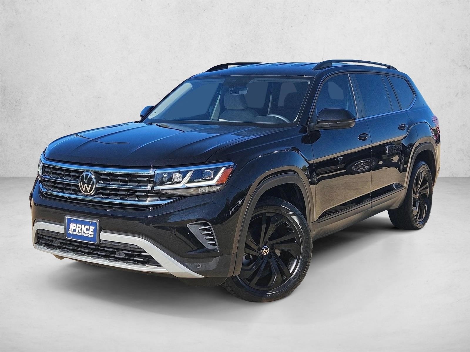2023 Volkswagen Atlas SE w/Tech's photo