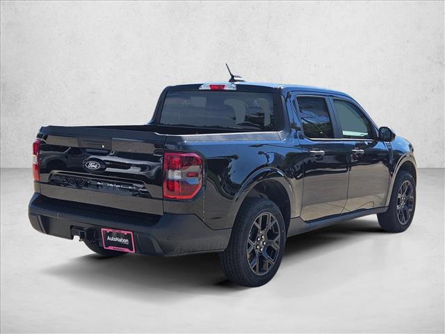 2025 Ford Maverick XLT photo 2