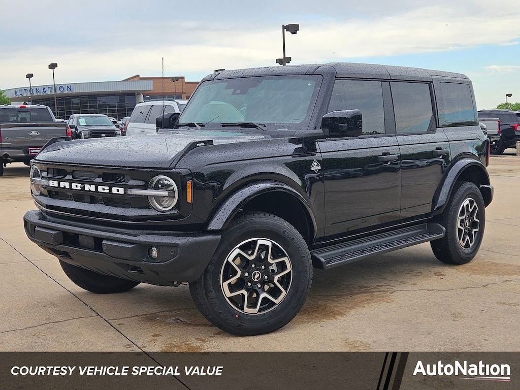 New 2026 Ford Bronco Outer Banks SUV