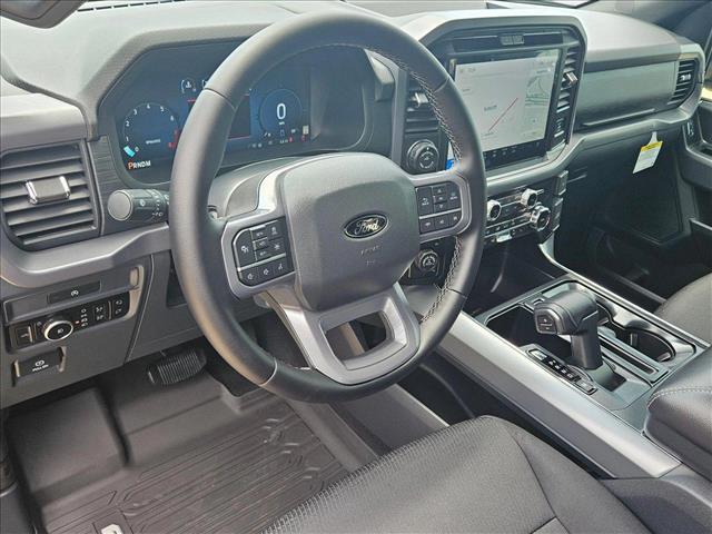 2025 Ford F-150 XLT photo 3