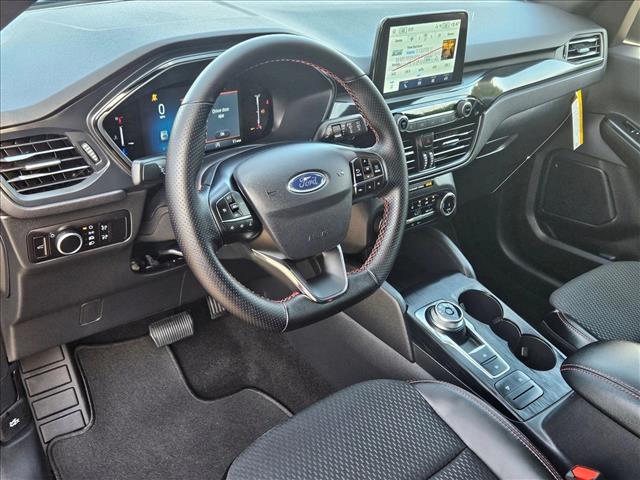 2025 Ford Escape ST-Line photo 3