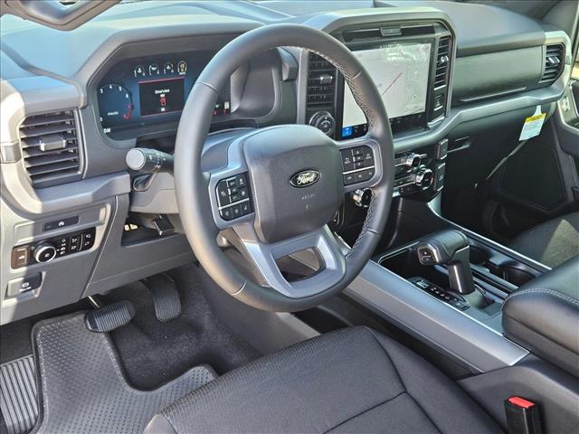 2025 Ford F-150 XLT photo 3