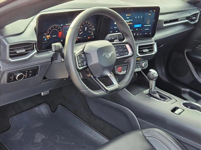 2025 Ford Mustang GT Premium photo 3