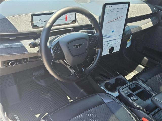 2025 Ford Mustang Mach-E GT photo 3