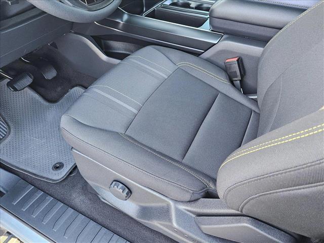 2025 Ford F-150 STX photo 4