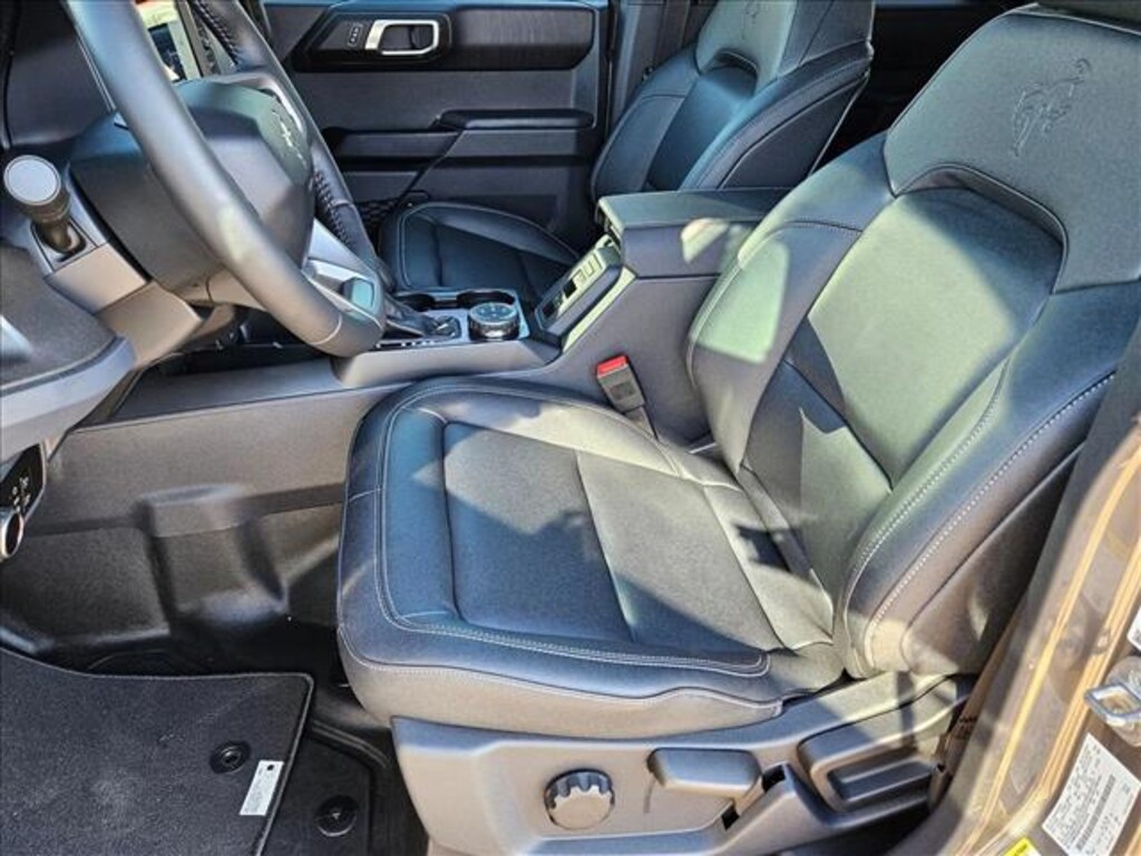 New 2025 Ford Bronco Badlands SUV