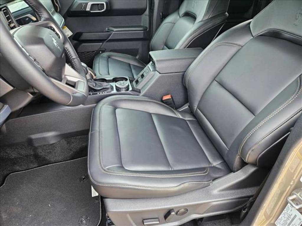 New 2025 Ford Bronco Badlands SUV