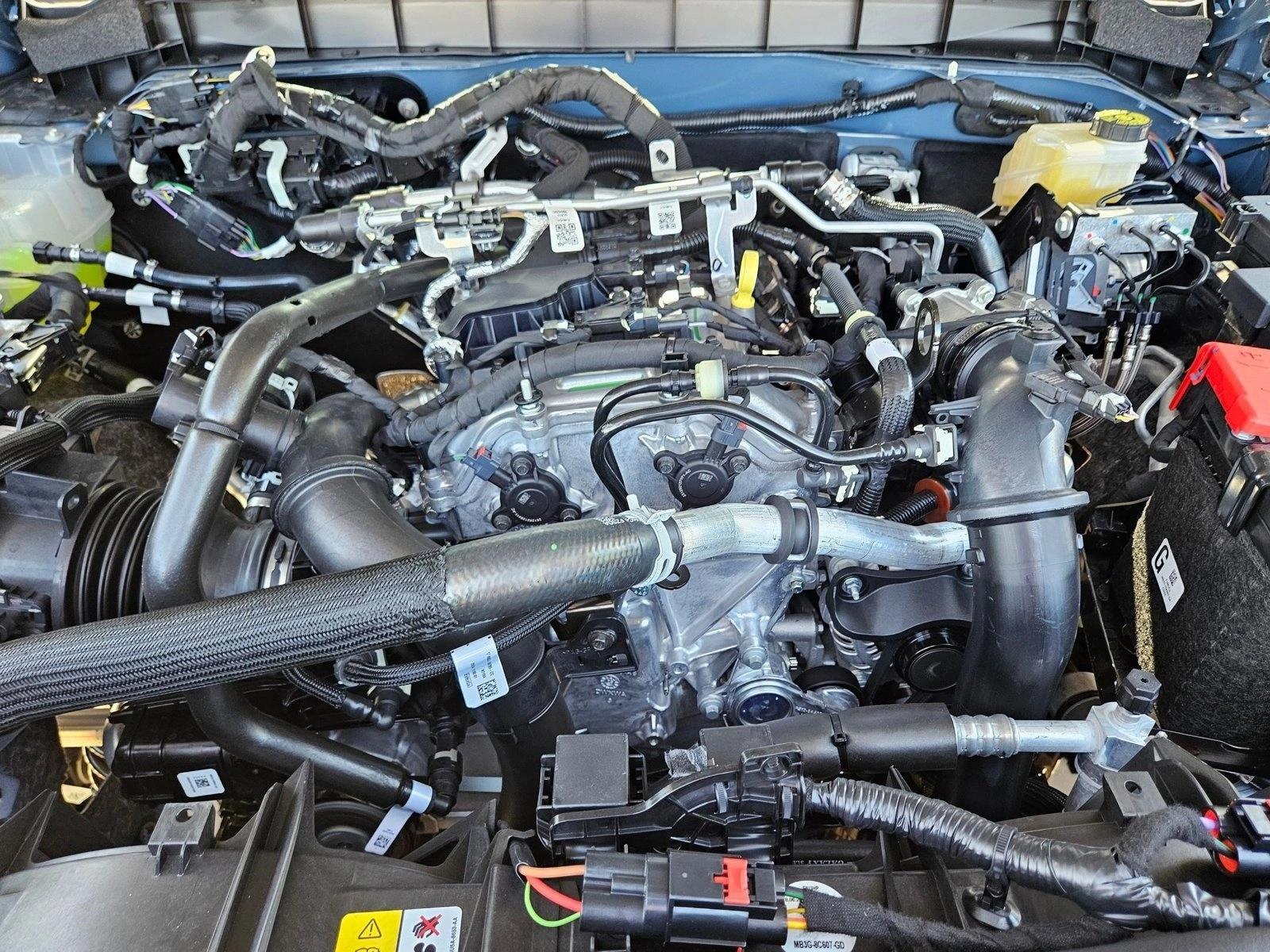 2025 Ford Bronco 4-Door Base - Photo 15