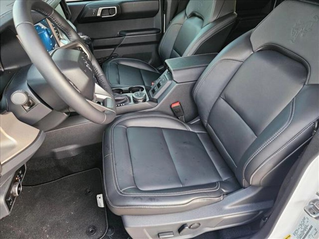 New 2025 Ford Bronco Outer Banks SUV