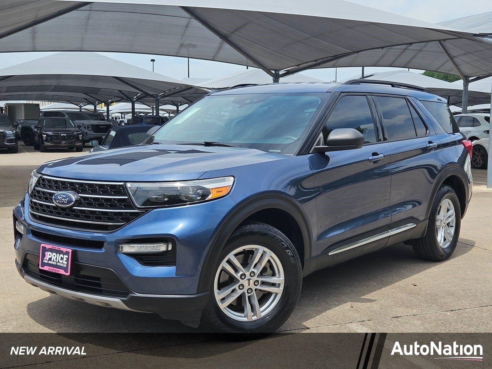 2020 Ford Explorer XLT 4WD's photo