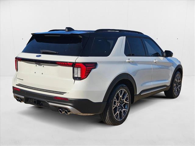 2025 Ford Explorer Platinum photo 2