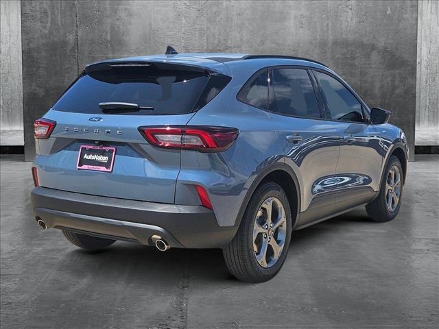 2025 Ford Escape ST-Line photo 2