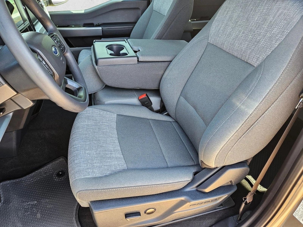 New 2026 Ford F-250 XLT Truck Crew Cab