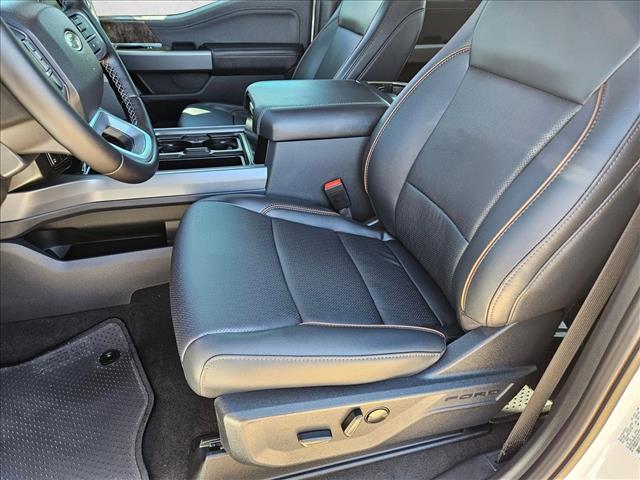 2026 Ford F-250 Lariat photo 4