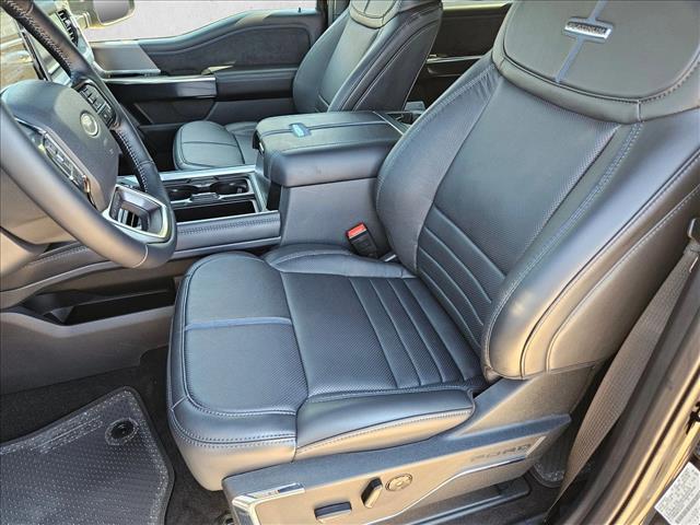 2026 Ford F-350 Platinum photo 4