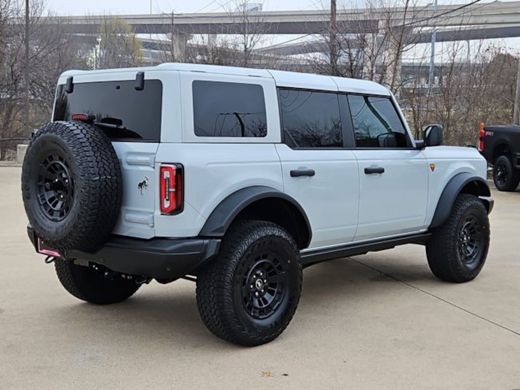 New 2026 Ford Bronco Badlands SUV