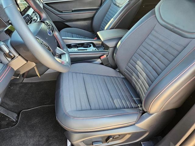 2025 Ford Explorer ST-Line photo 3