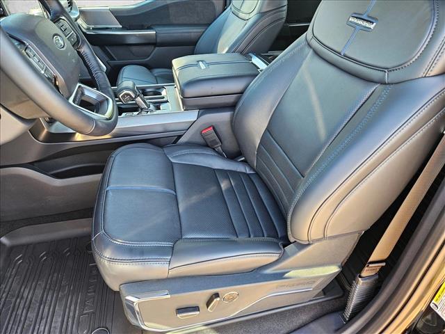 2025 Ford F-150 Platinum photo 4