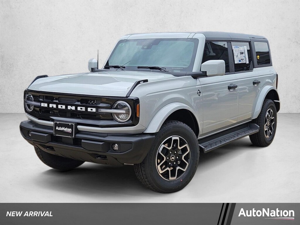 New 2026 Ford Bronco Outer Banks SUV