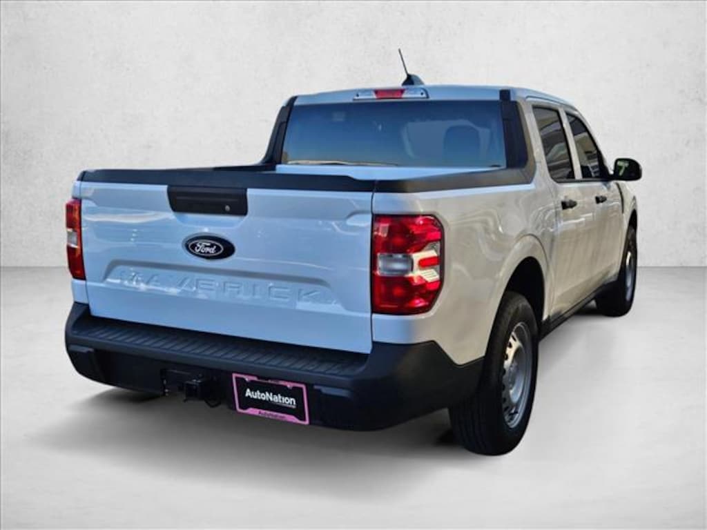 New 2025 Ford Maverick XL Truck SuperCrew