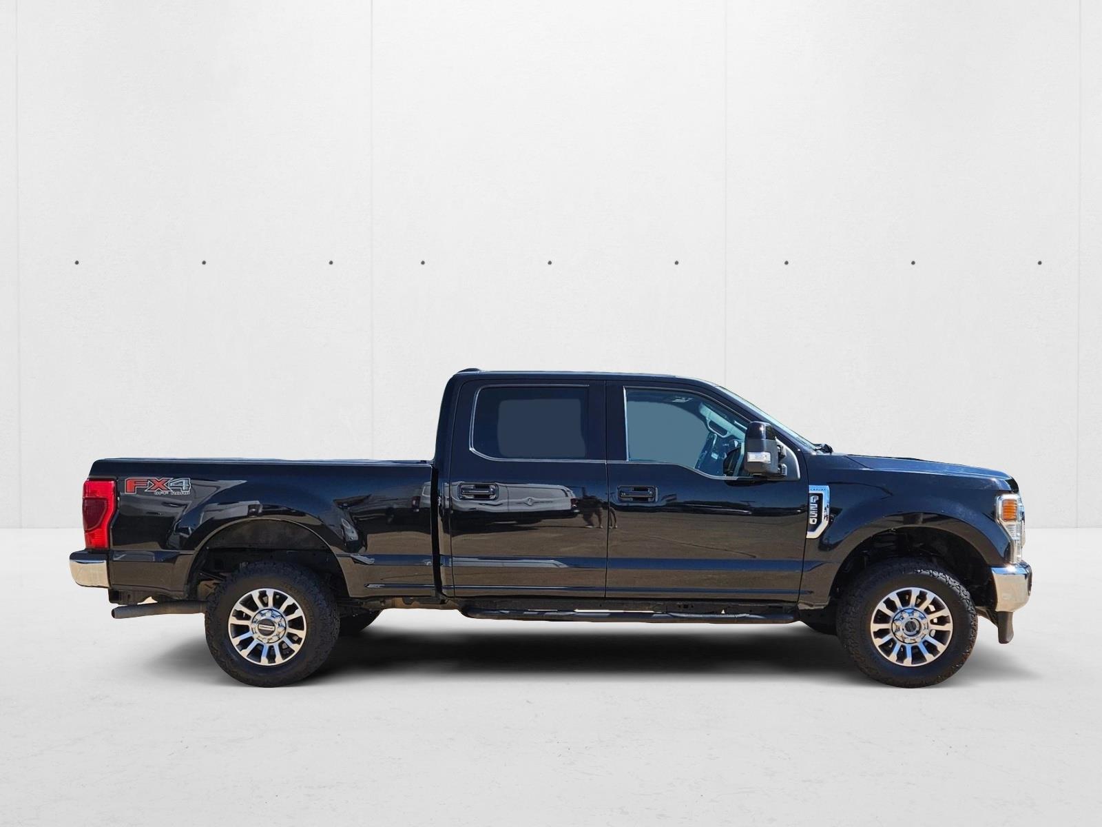 2022 Ford F-250 Lariat photo 4