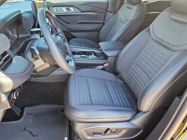 2026 Ford Explorer ST-Line photo 3