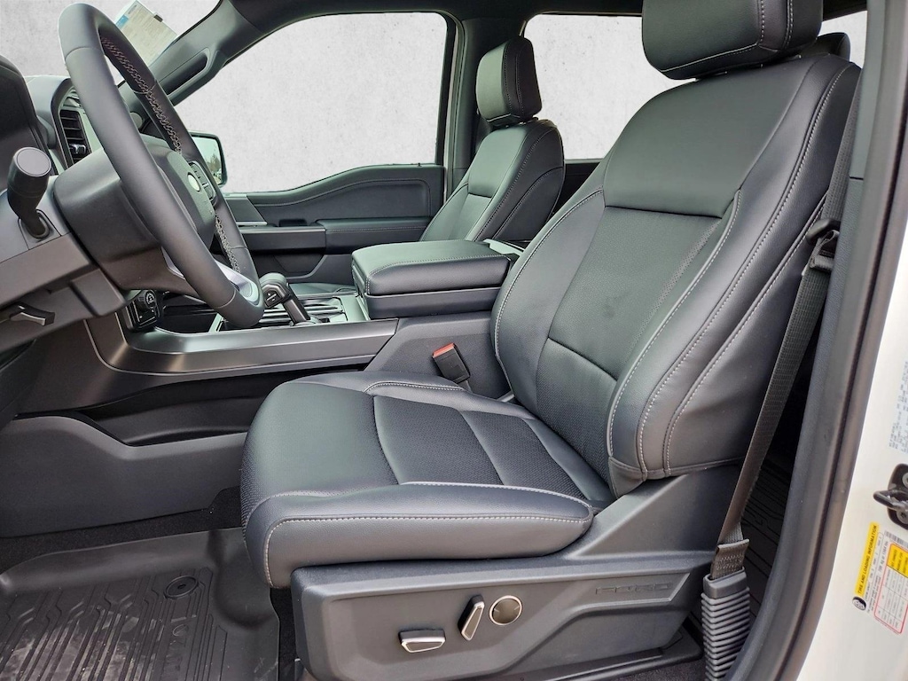 New 2026 Ford F-150 LARIAT Truck SuperCrew Cab