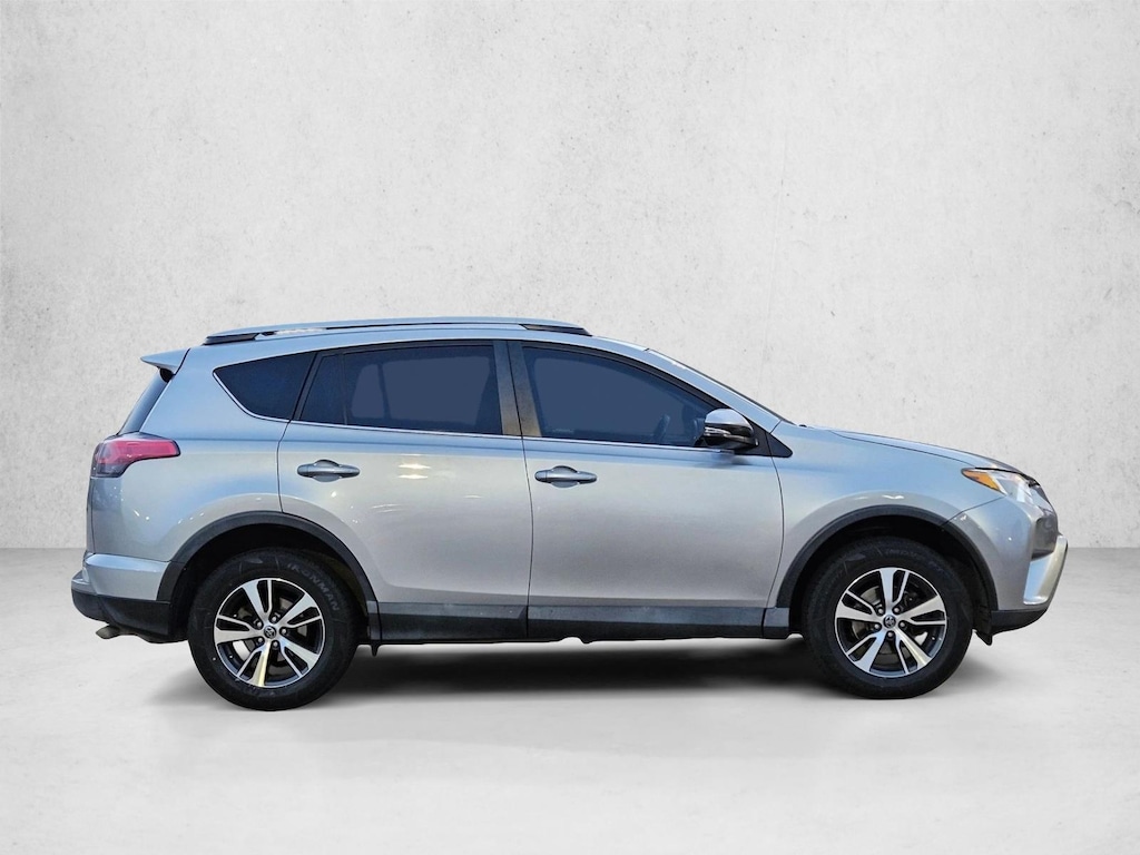 Used 2018 Toyota RAV4 XLE SUV