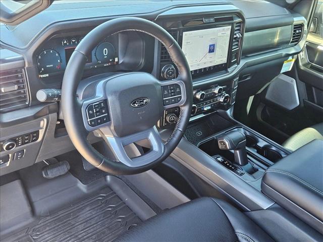 2025 Ford F-150 Lariat photo 3