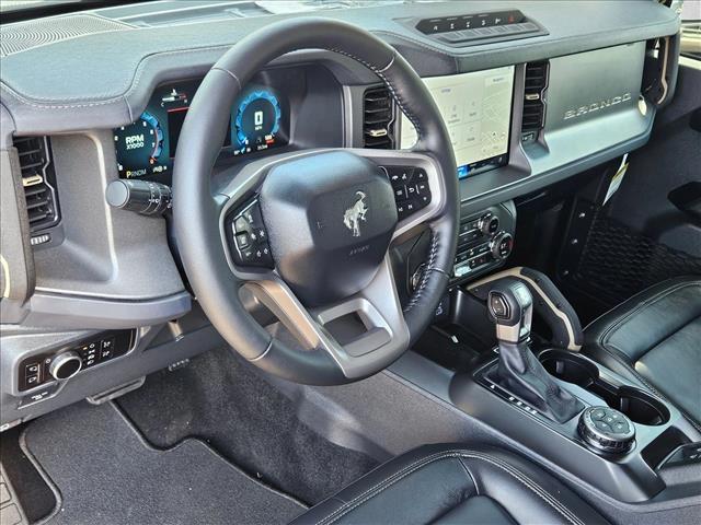 2025 Ford Bronco Badlands photo 3