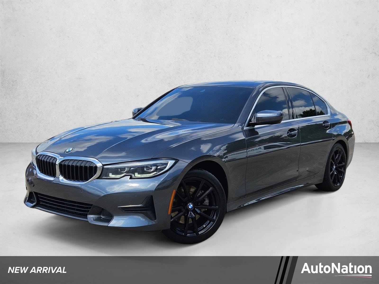 2020 BMW 3 Series 330i Sedan's photo