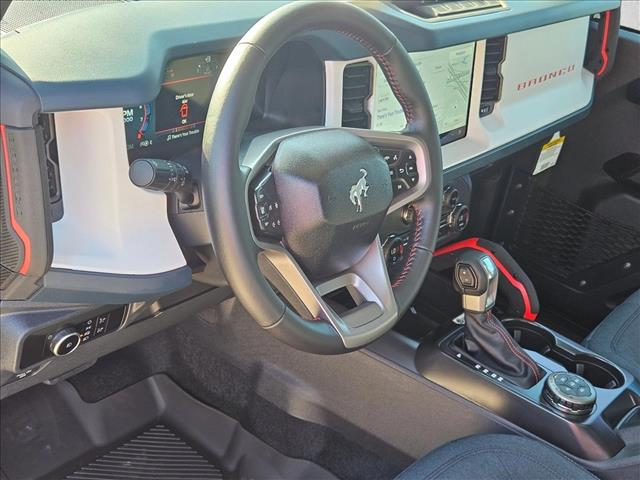 2025 Ford Bronco Heritage First Edition photo 3
