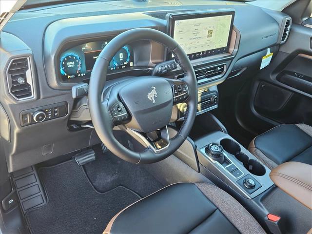 2025 Ford Bronco Sport Outer Banks photo 3