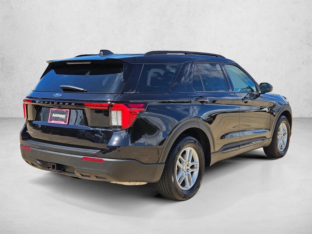 New 2026 Ford Explorer Active w/200A Pkg SUV