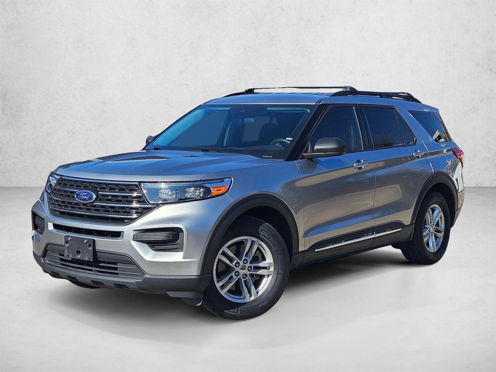 2023 Ford Explorer XLT's photo