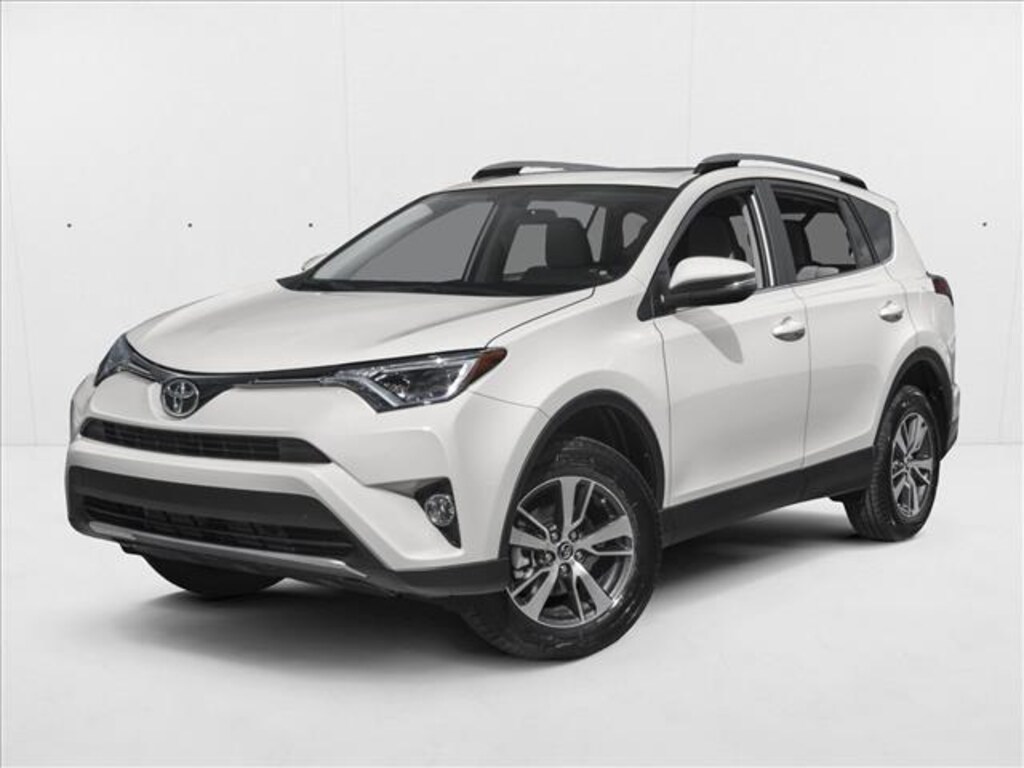 Used 2018 Toyota RAV4 XLE SUV
