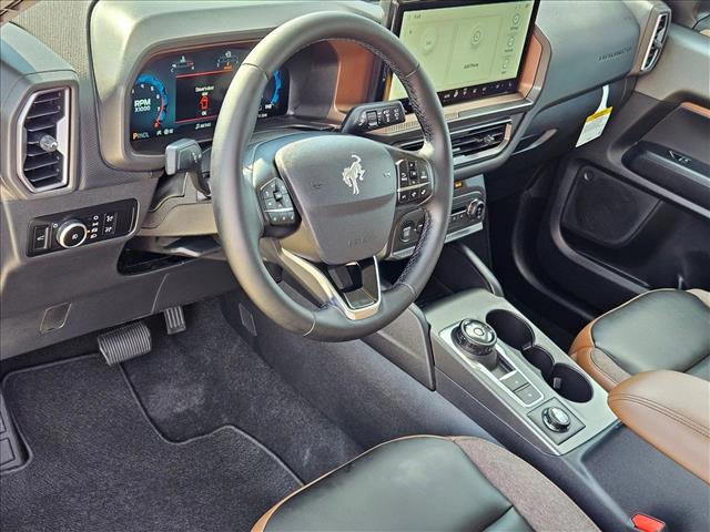 2025 Ford Bronco Sport Outer Banks photo 3