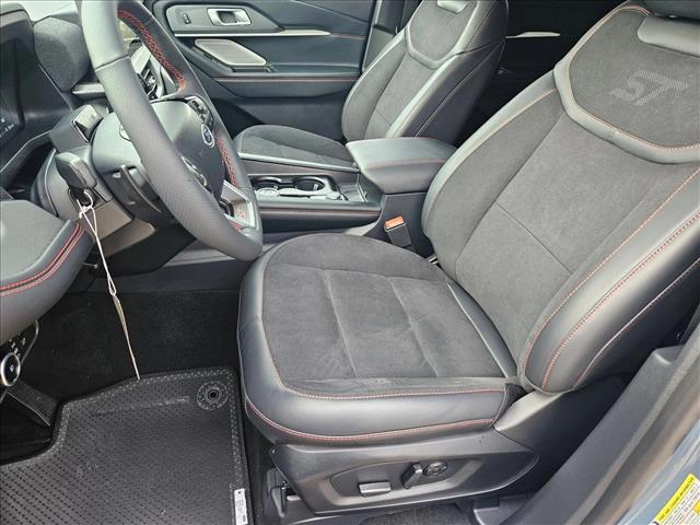 2026 Ford Explorer ST photo 3