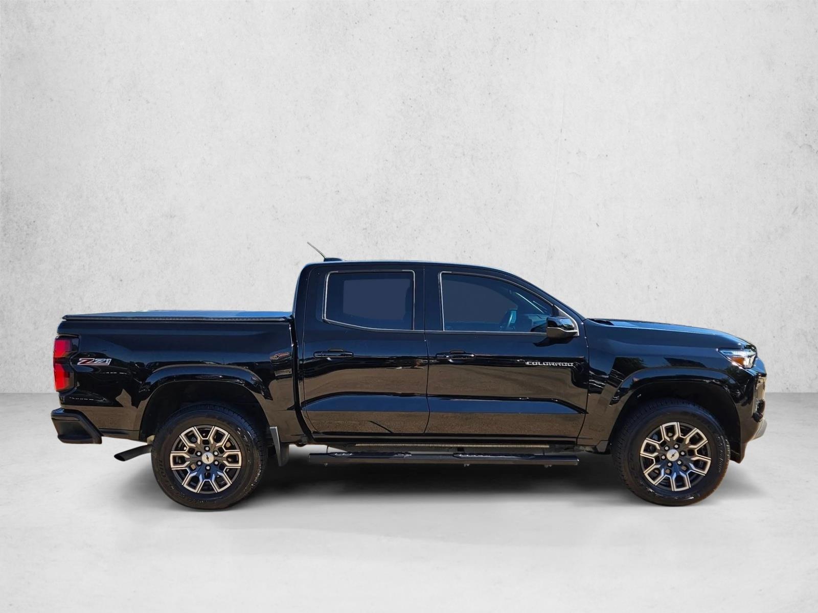 2023 Chevrolet Colorado Z71 photo 4