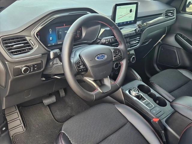 2026 Ford Escape ST-Line photo 3