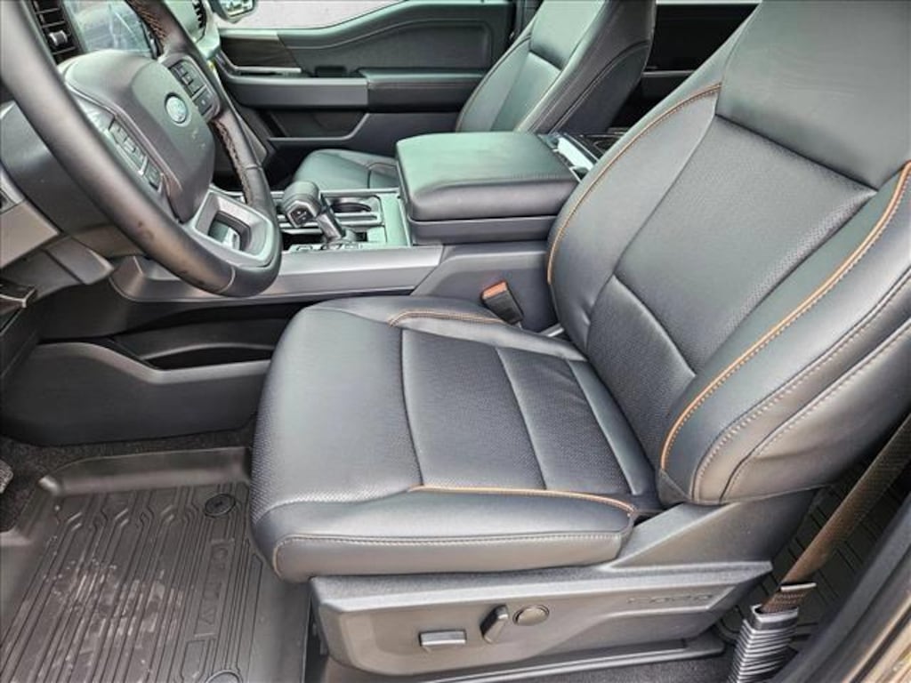 New 2025 Ford F-150 LARIAT Truck SuperCrew Cab